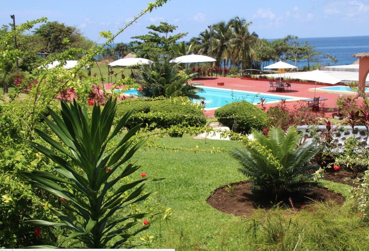 Retaj Moroni Hotel Exterior photo